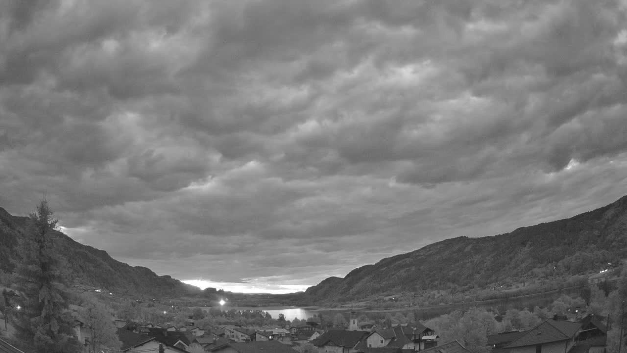 Archiv Foto Webcam Ossiacher See: Bodensdorf
