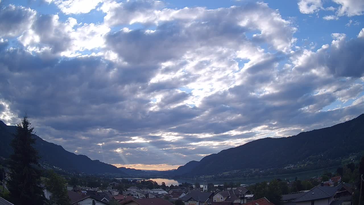 Archiv Foto Webcam Ossiacher See: Bodensdorf