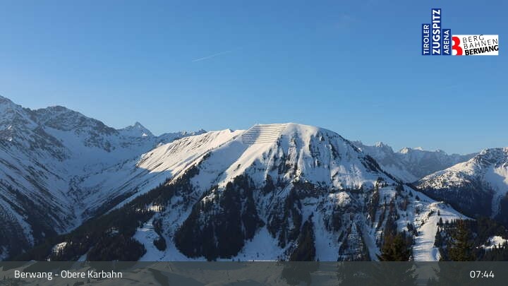 Archiv Foto Webcam Berwang: Bergstation Obere Karbahn II