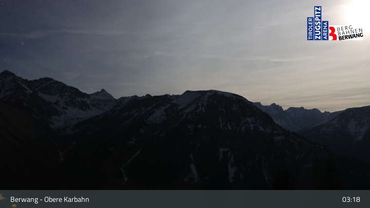 Archiv Foto Webcam Berwang: Bergstation Obere Karbahn II