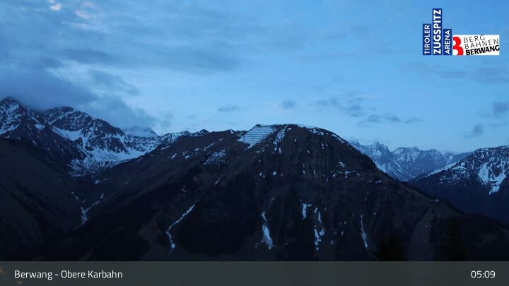 Archiv Foto Webcam Berwang: Bergstation Obere Karbahn II