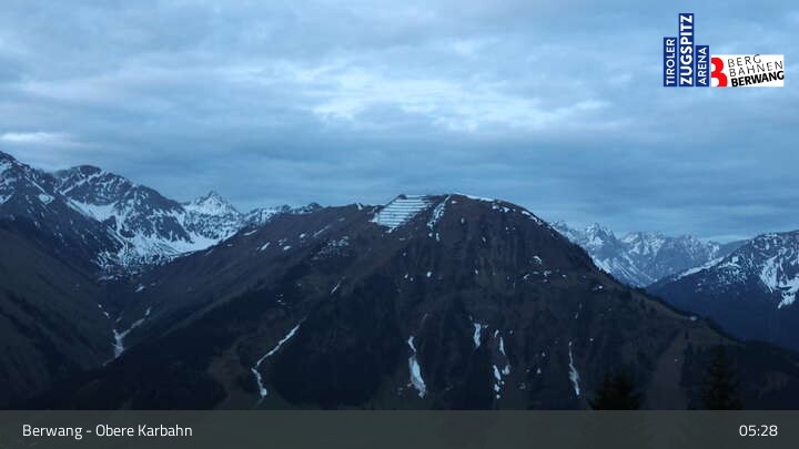Archiv Foto Webcam Berwang: Bergstation Obere Karbahn II