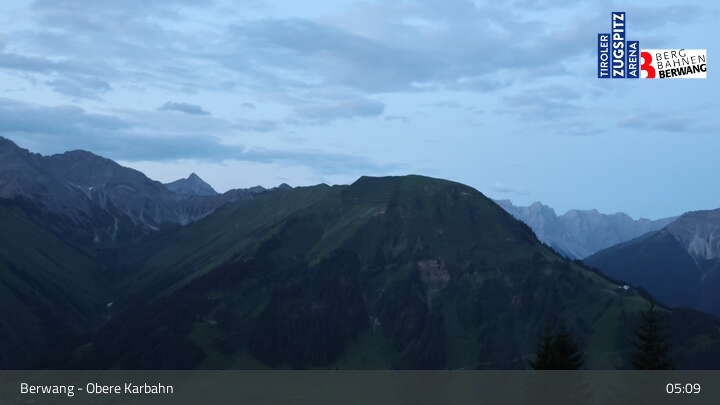 Archiv Foto Webcam Berwang: Bergstation Obere Karbahn II