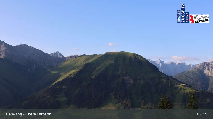 Archiv Foto Webcam Berwang: Bergstation Obere Karbahn II