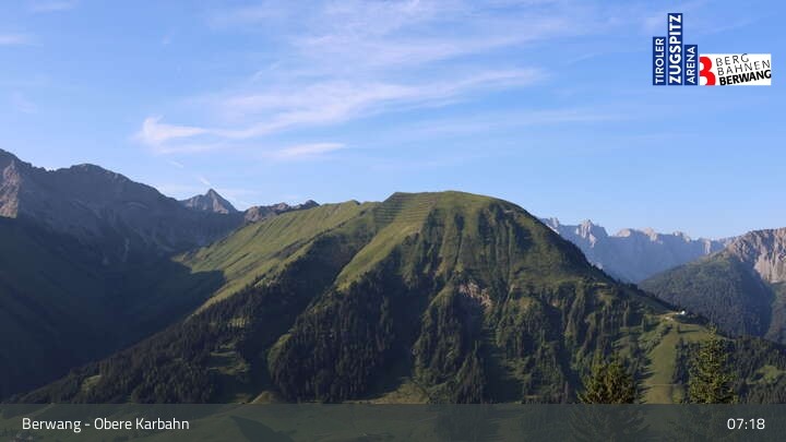 Archiv Foto Webcam Berwang: Bergstation Obere Karbahn II