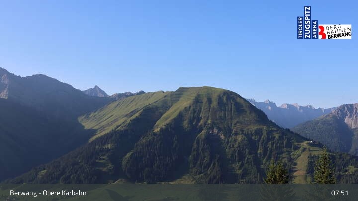 Archiv Foto Webcam Berwang: Bergstation Obere Karbahn II