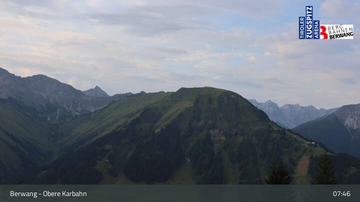 Archiv Foto Webcam Berwang: Bergstation Obere Karbahn II