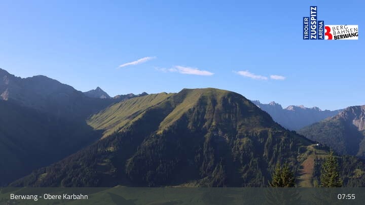 Archiv Foto Webcam Berwang: Bergstation Obere Karbahn II