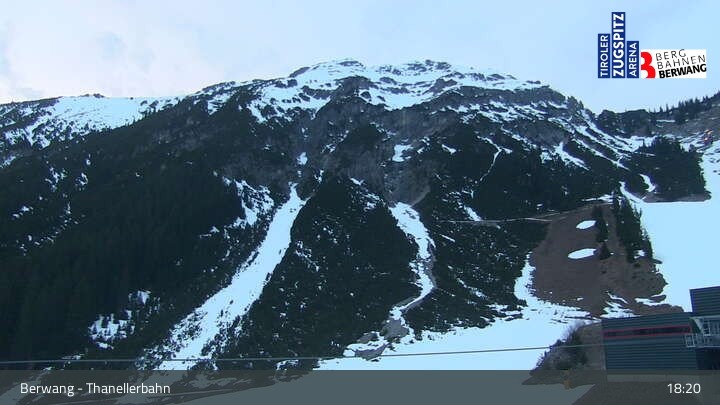 Archiv Foto Webcam Berwang: Thaneller-Sesselbahn