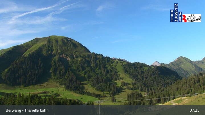 Archiv Foto Webcam Berwang: Thaneller-Sesselbahn