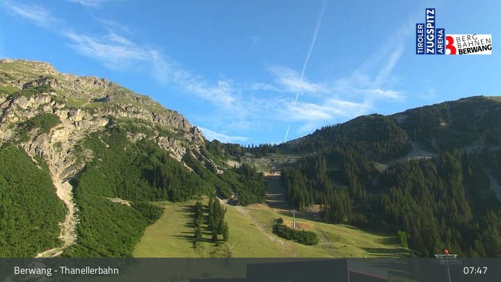 Archiv Foto Webcam Berwang: Thaneller-Sesselbahn
