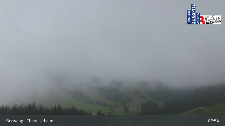 Archived image Webcam Berwang: View Thaneller Chair Lift