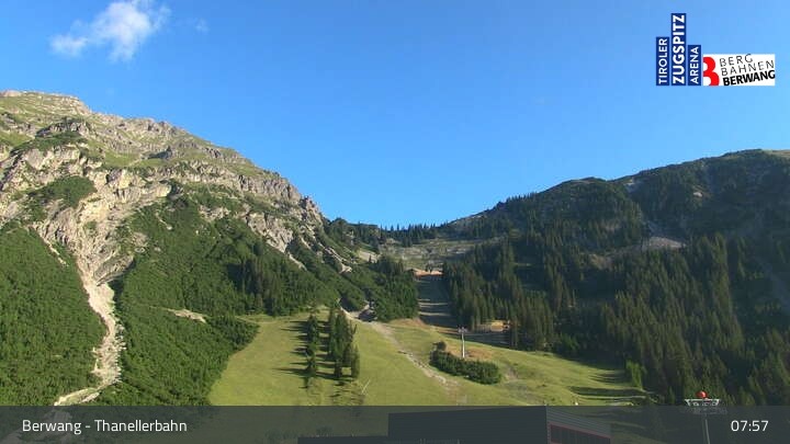 Archiv Foto Webcam Berwang: Thaneller-Sesselbahn