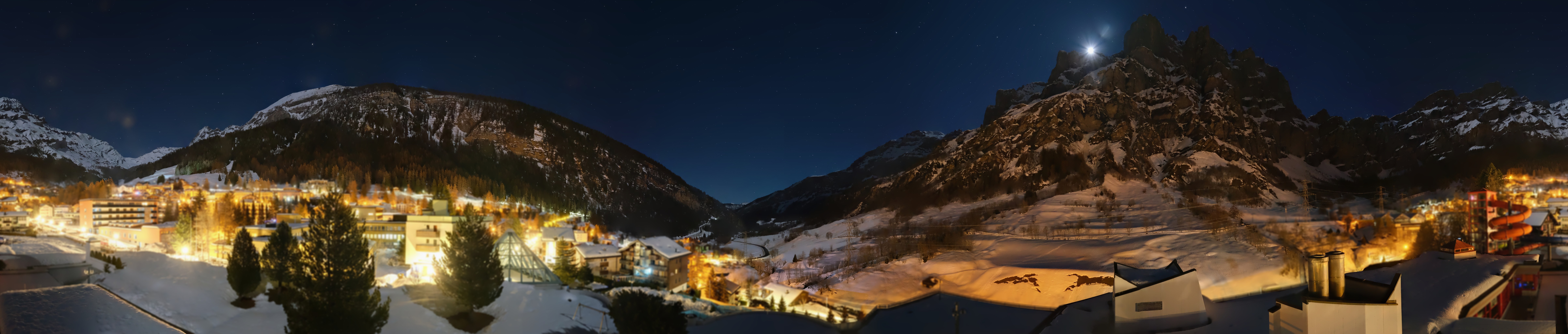 Archived image Webcam Leukerbad: Thermal Bath