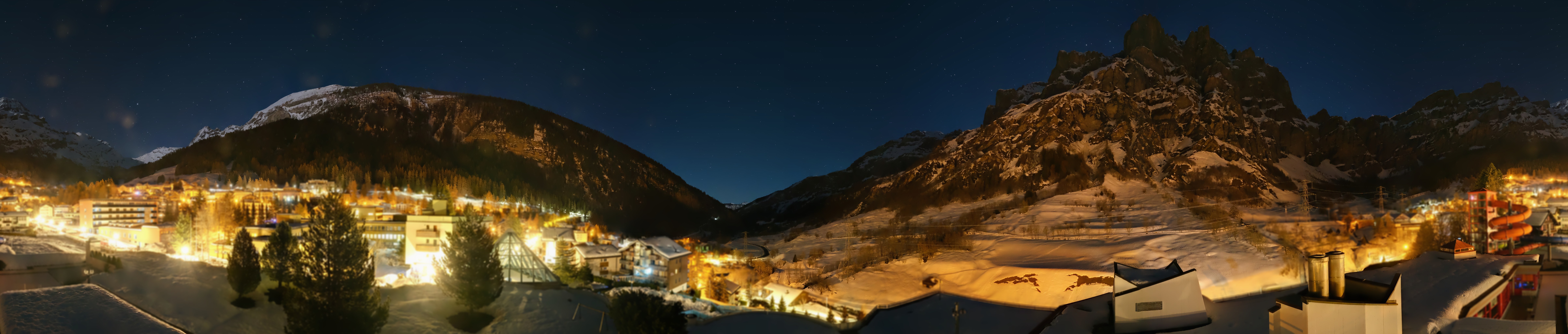 Archived image Webcam Leukerbad: Thermal Bath