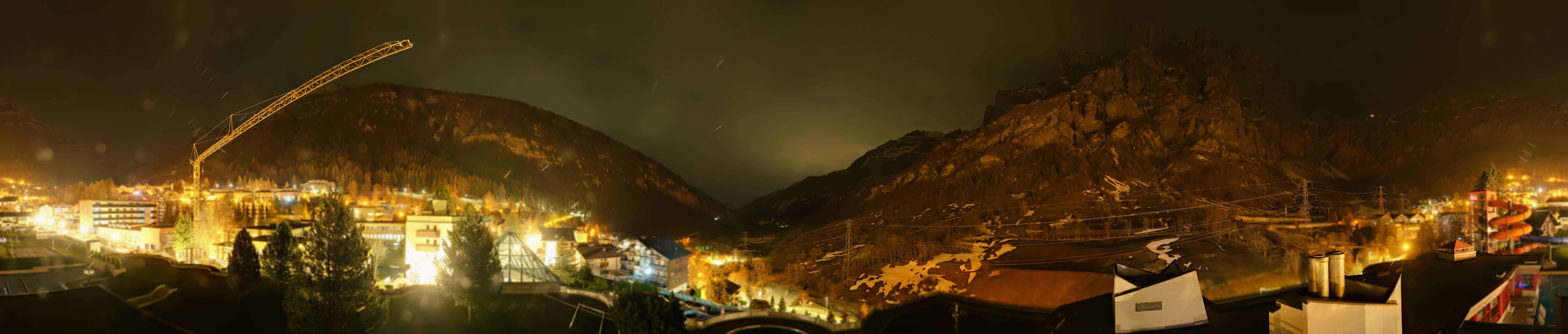 Archived image Webcam Leukerbad: Thermal Bath