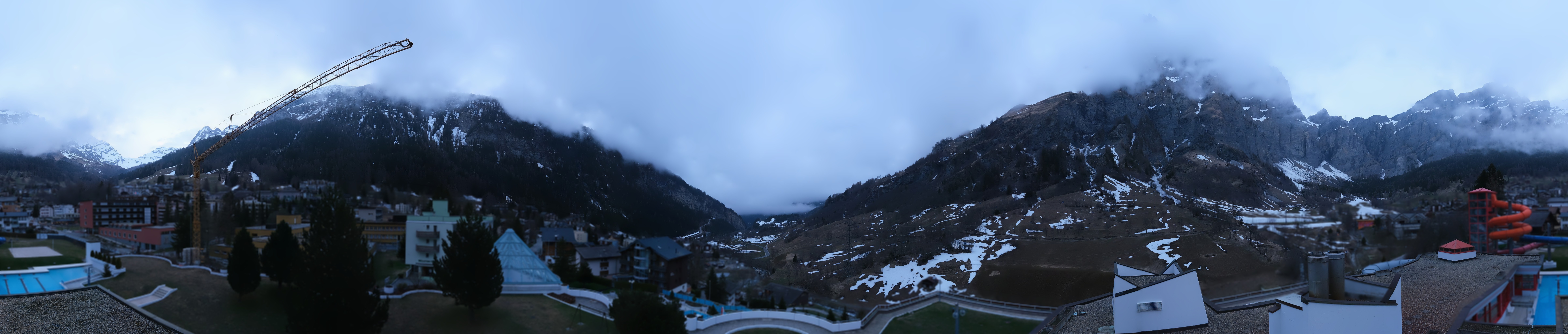 Archived image Webcam Leukerbad: Thermal Bath