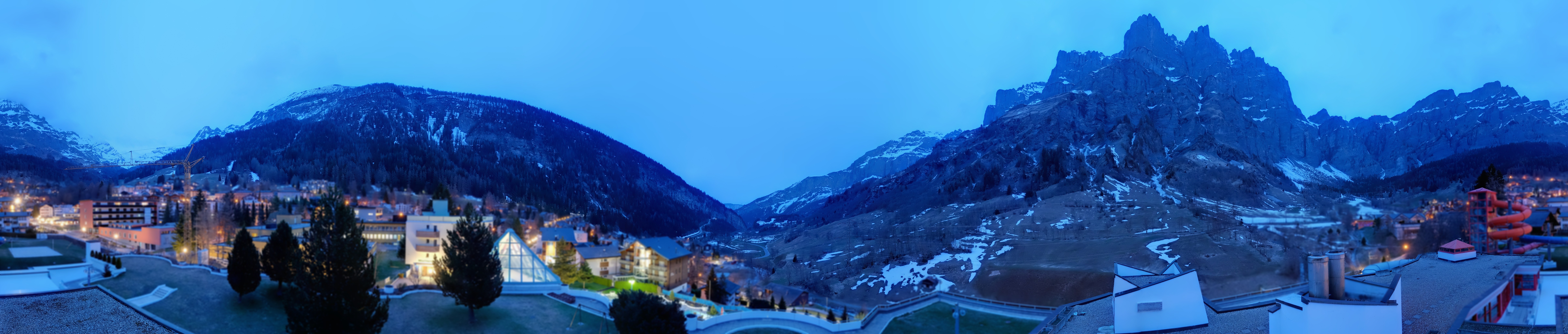 Archived image Webcam Leukerbad: Thermal Bath