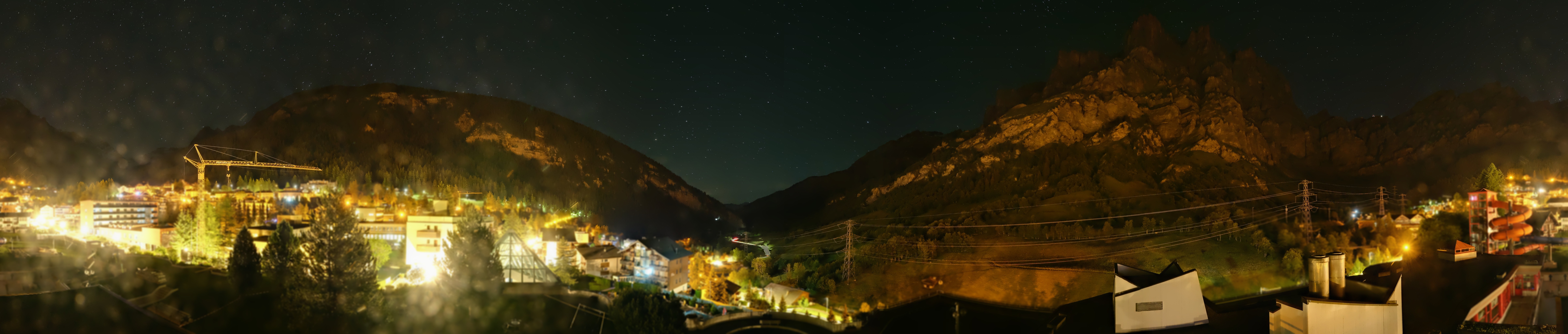 Archived image Webcam Leukerbad: Thermal Bath