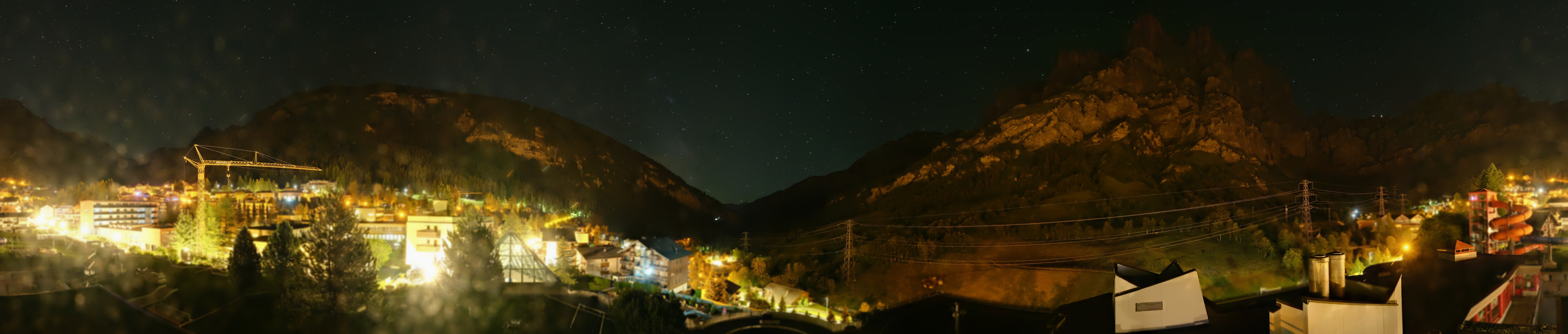 Archived image Webcam Leukerbad: Thermal Bath
