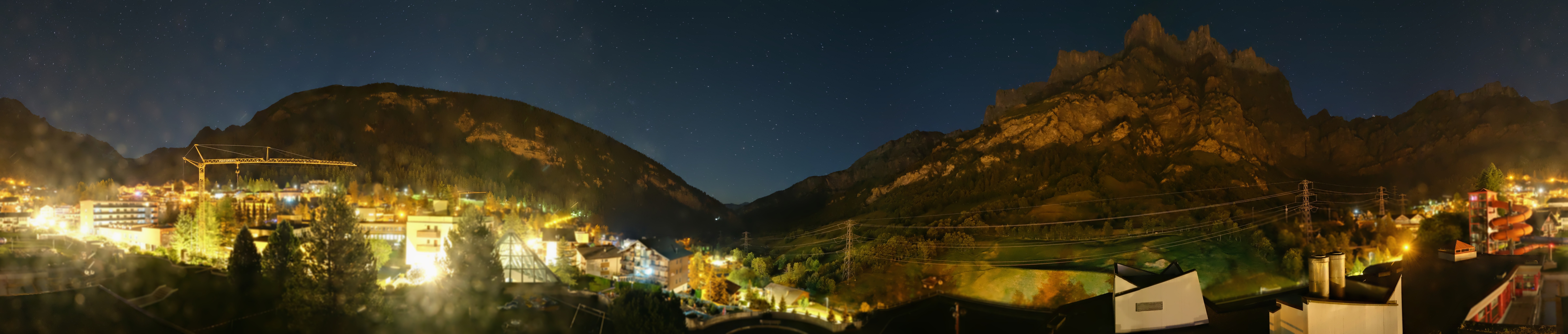 Archived image Webcam Leukerbad: Thermal Bath