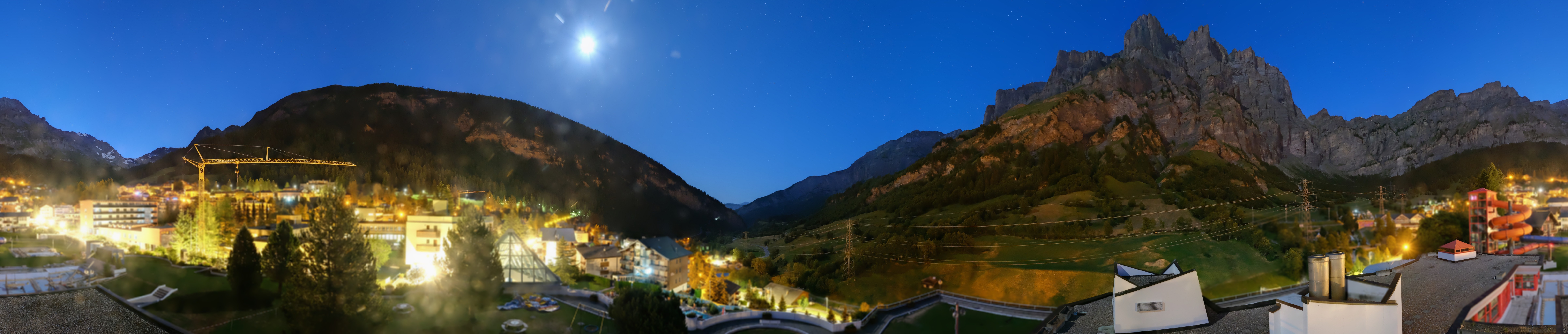 Archived image Webcam Leukerbad: Thermal Bath