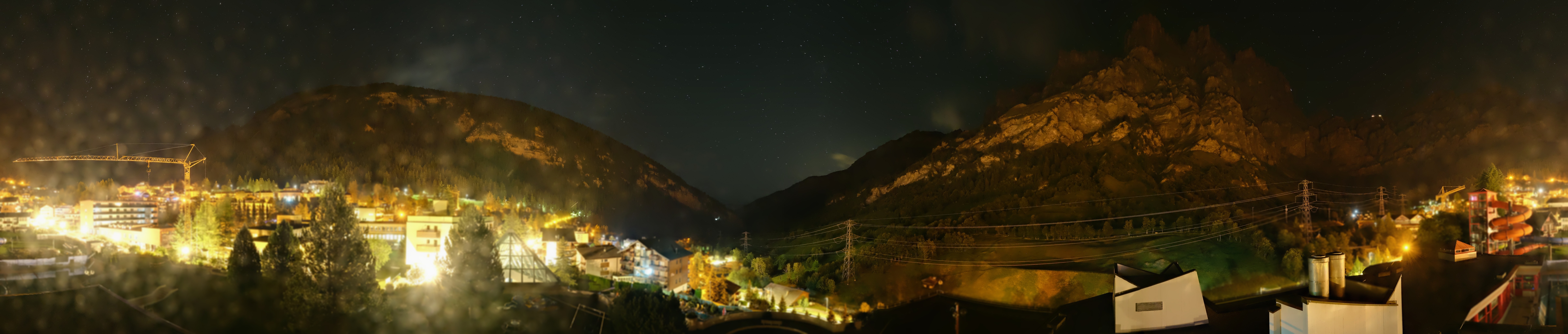 Archived image Webcam Leukerbad: Thermal Bath