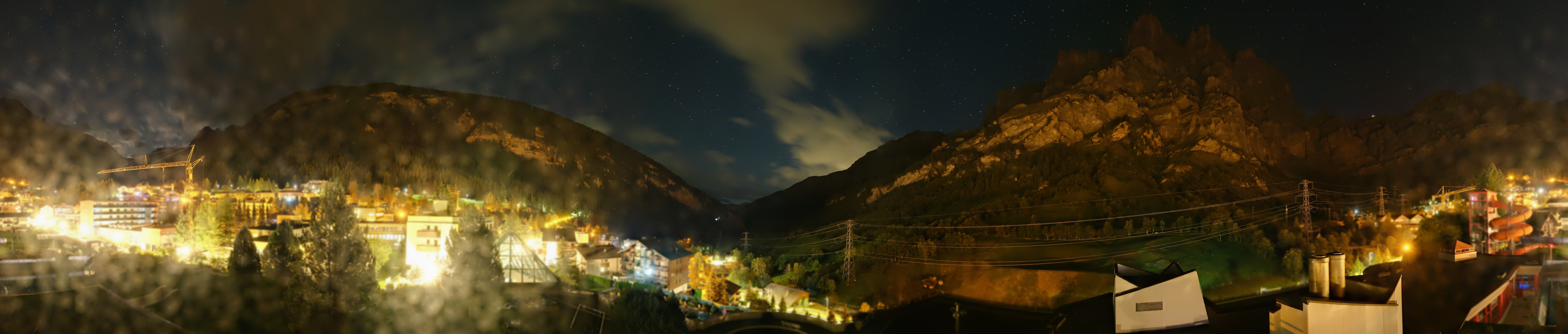 Archived image Webcam Leukerbad: Thermal Bath