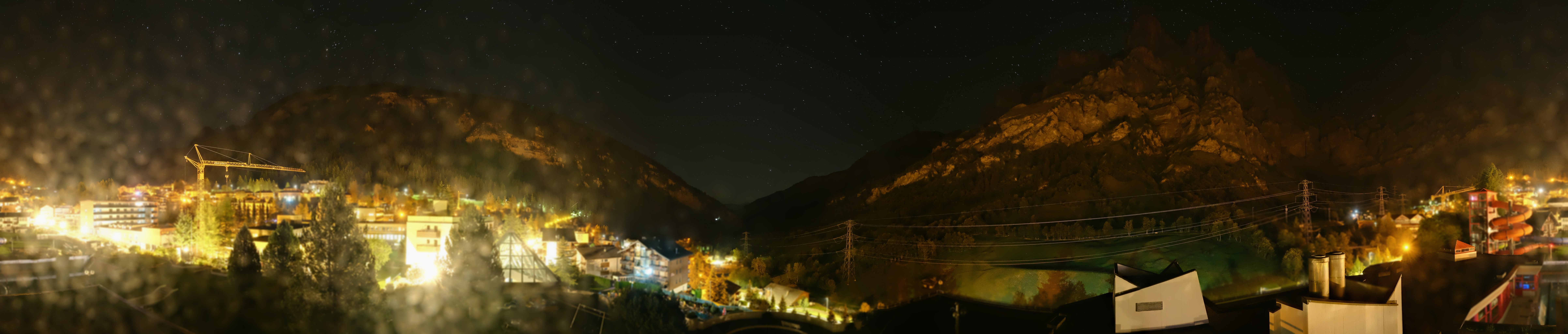 Archived image Webcam Leukerbad: Thermal Bath