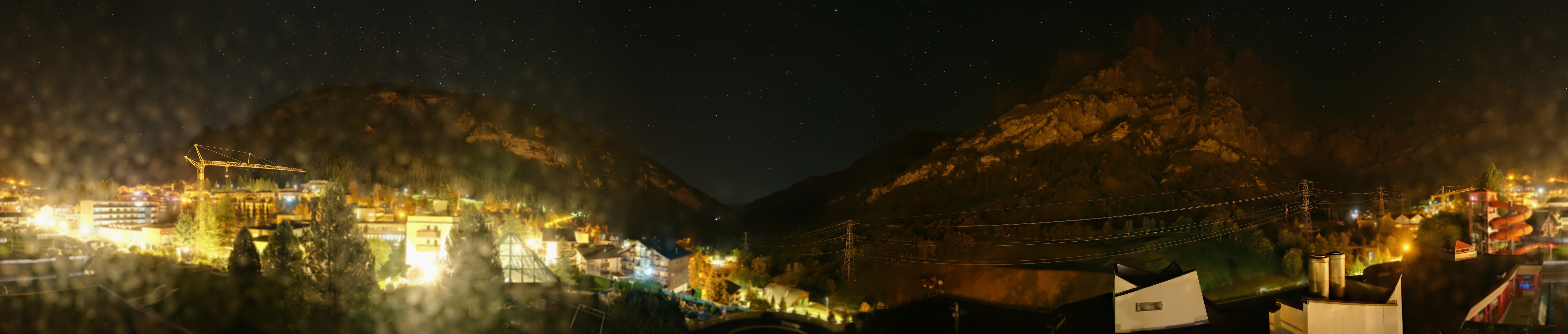 Archived image Webcam Leukerbad: Thermal Bath