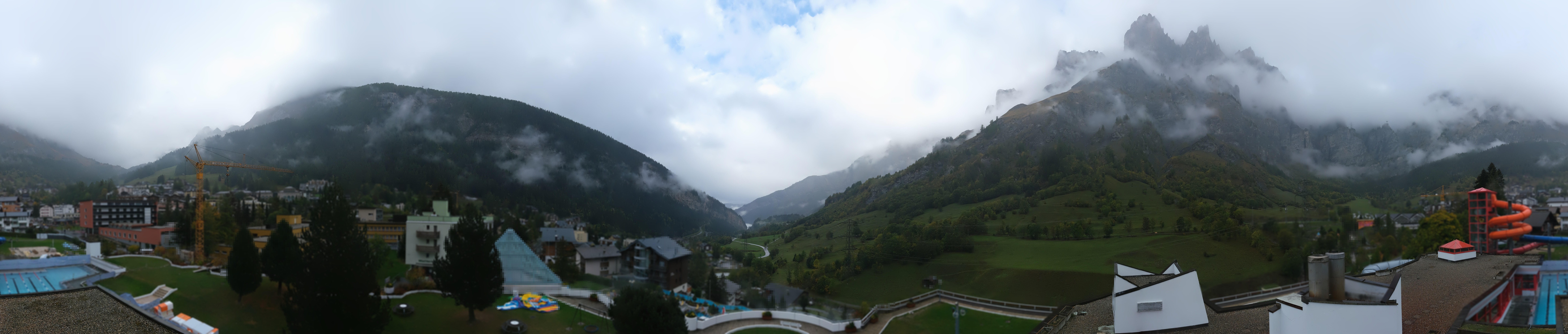 Archived image Webcam Leukerbad: Thermal Bath