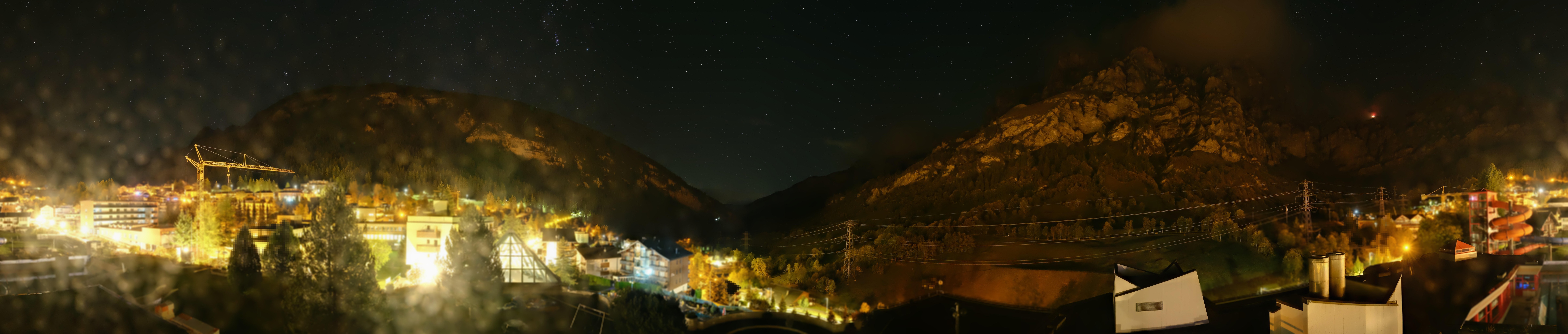 Archived image Webcam Leukerbad: Thermal Bath