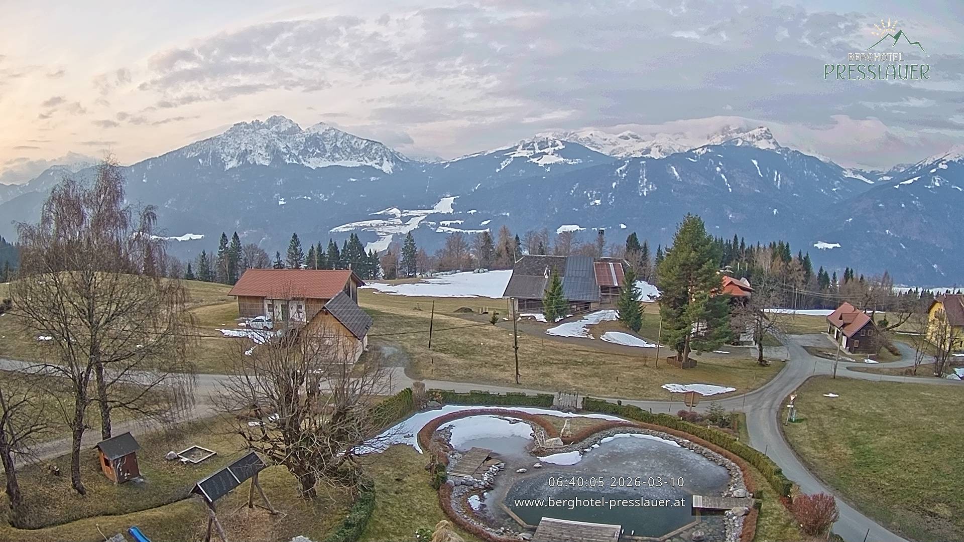 Archiv Foto Webcam Ausblick vom Berghotel Presslauer in Kärnten