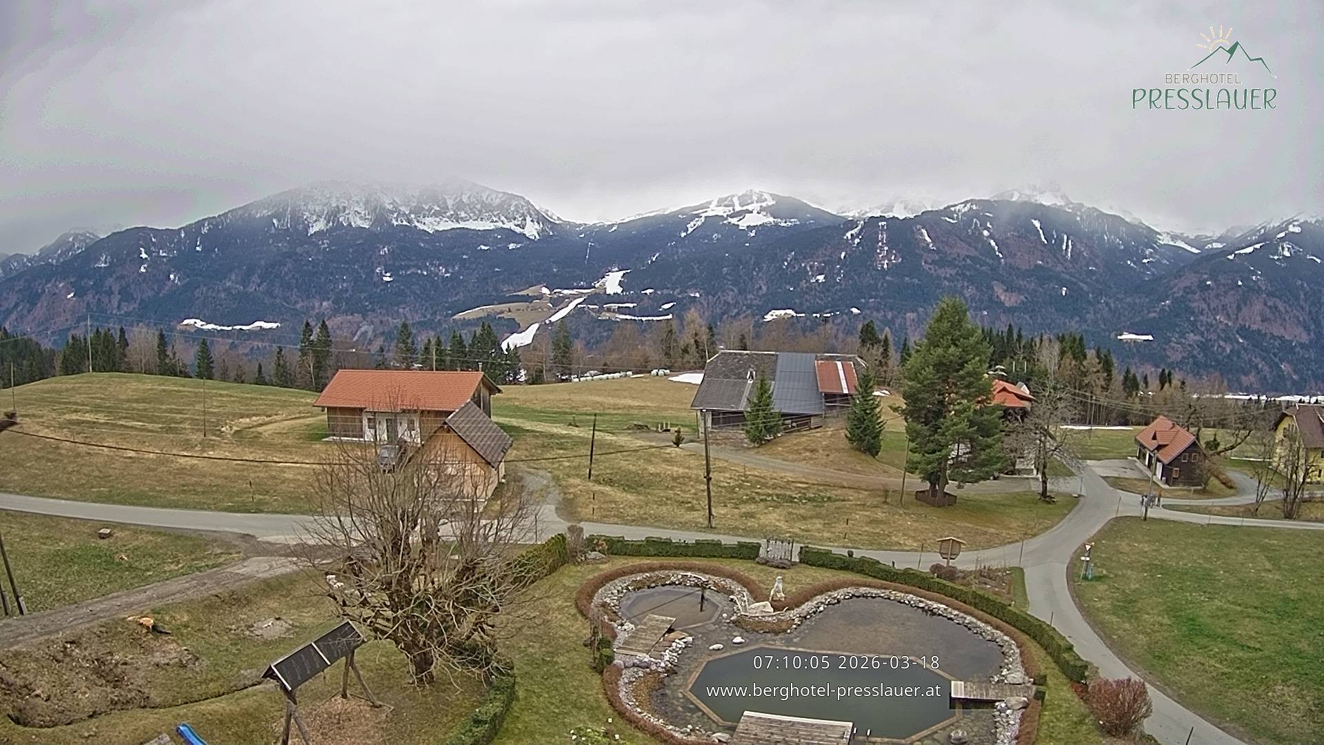 Archiv Foto Webcam Ausblick vom Berghotel Presslauer in Kärnten