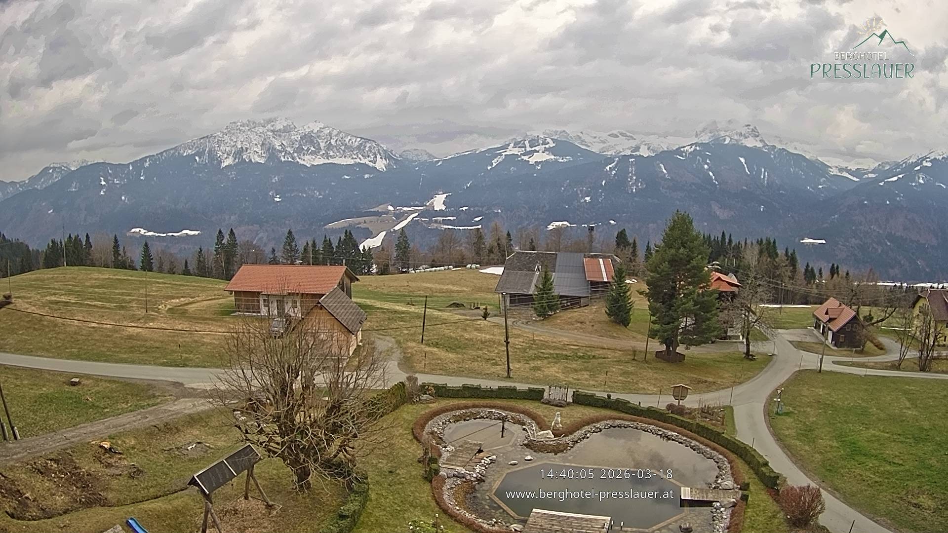 Archiv Foto Webcam Ausblick vom Berghotel Presslauer in Kärnten