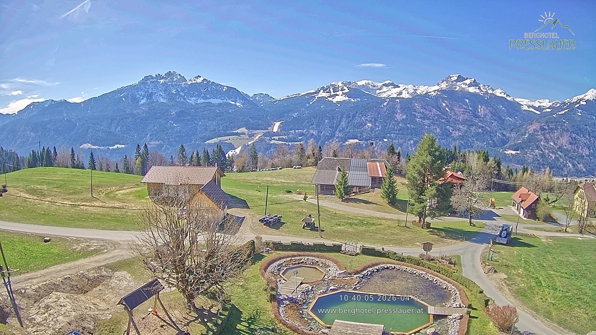 Archiv Foto Webcam Ausblick vom Berghotel Presslauer in Kärnten