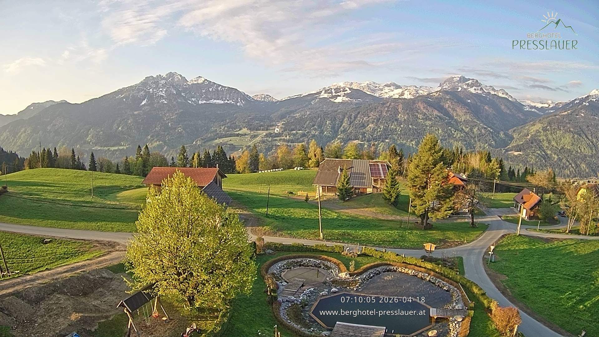 Archiv Foto Webcam Ausblick vom Berghotel Presslauer in Kärnten