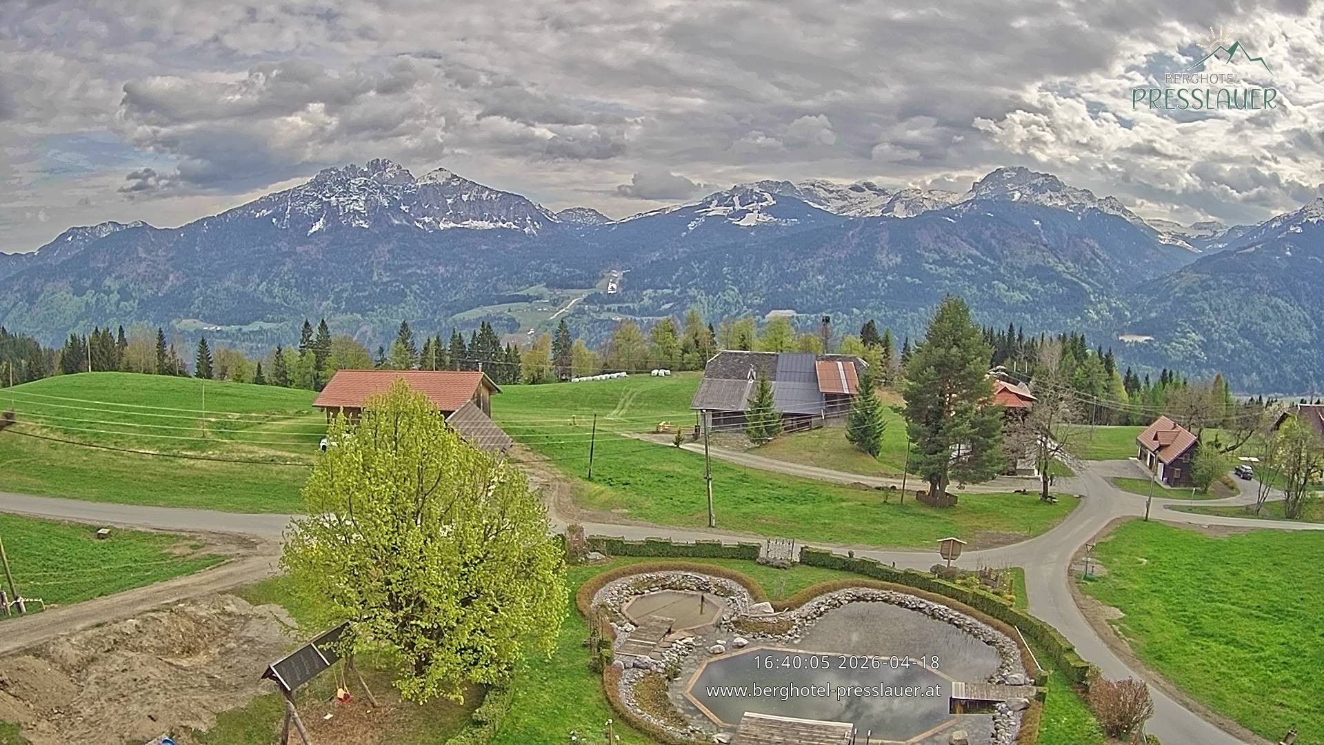 Archiv Foto Webcam Ausblick vom Berghotel Presslauer in Kärnten