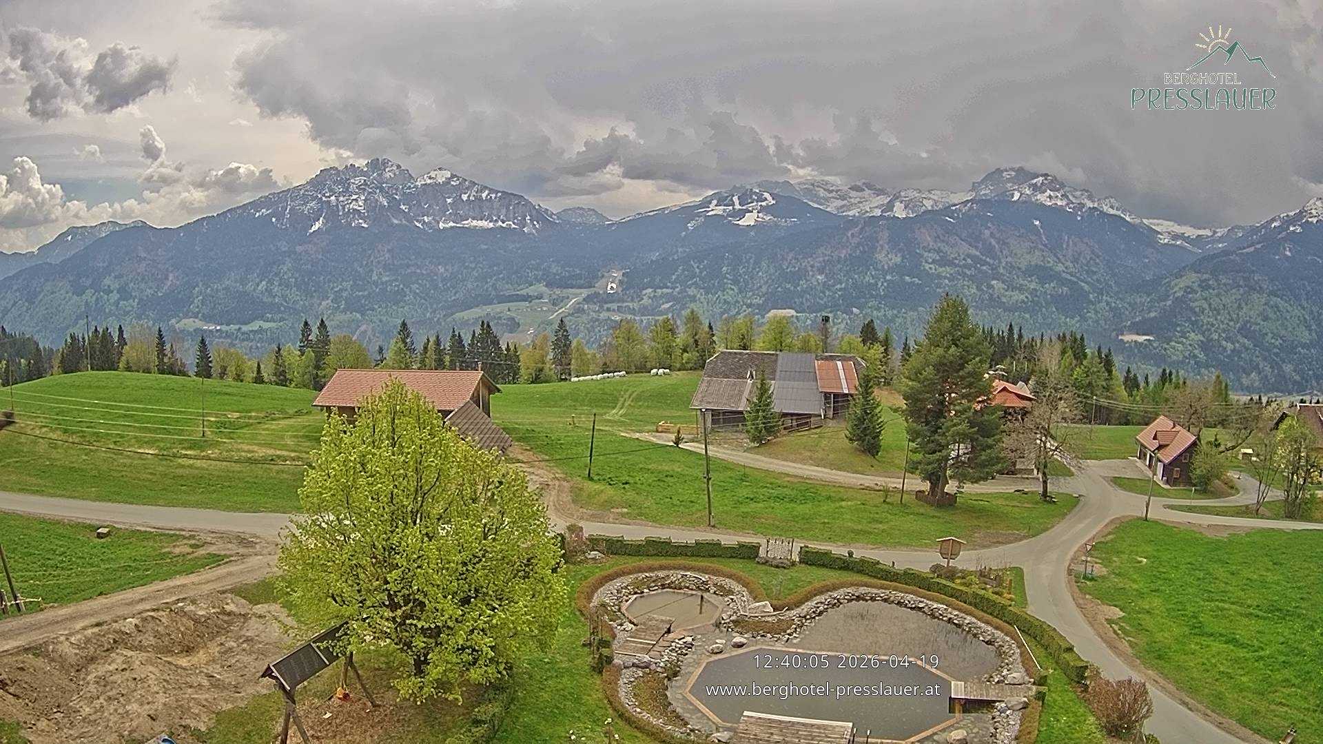 Archiv Foto Webcam Ausblick vom Berghotel Presslauer in Kärnten