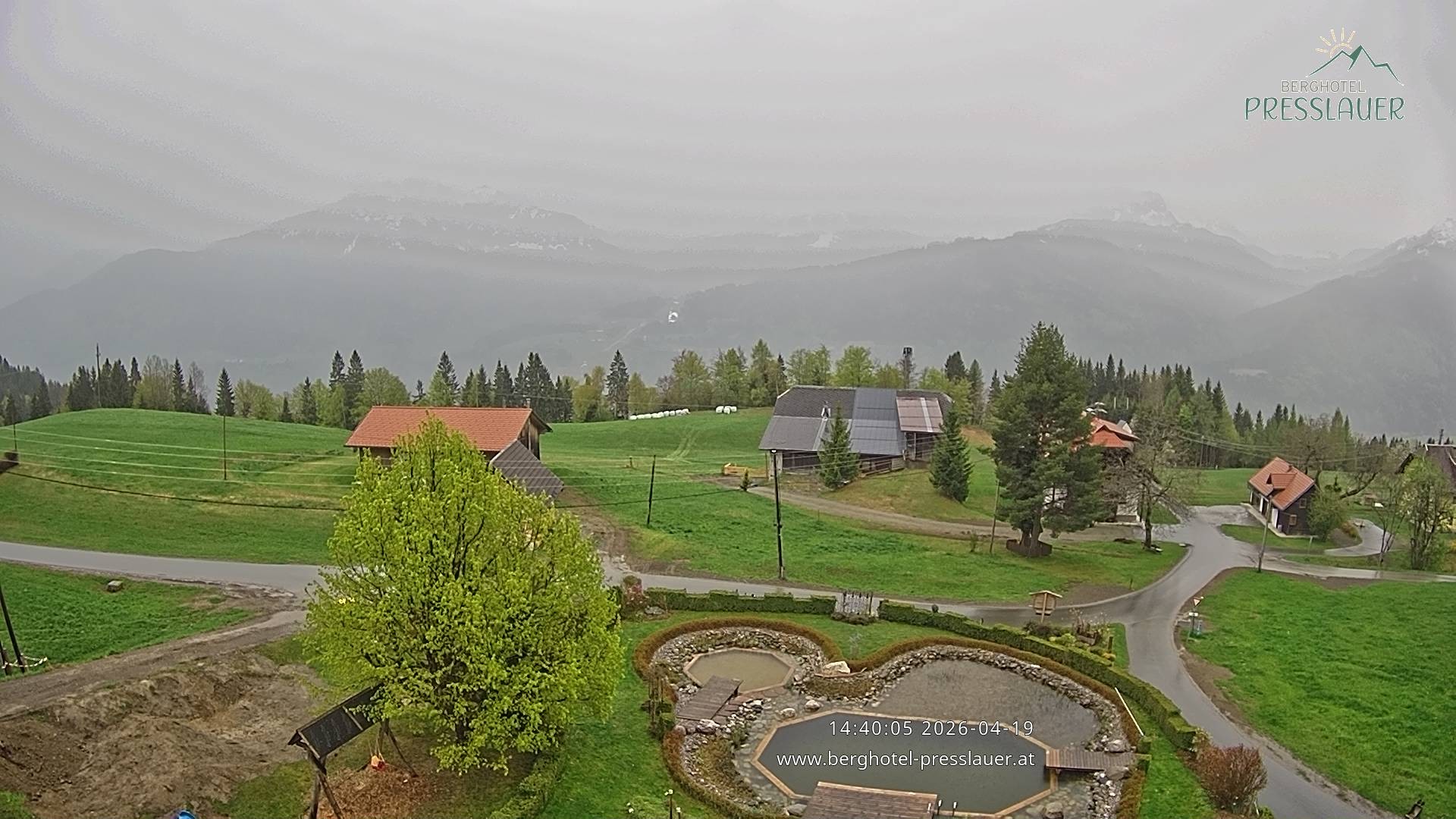 Archiv Foto Webcam Ausblick vom Berghotel Presslauer in Kärnten