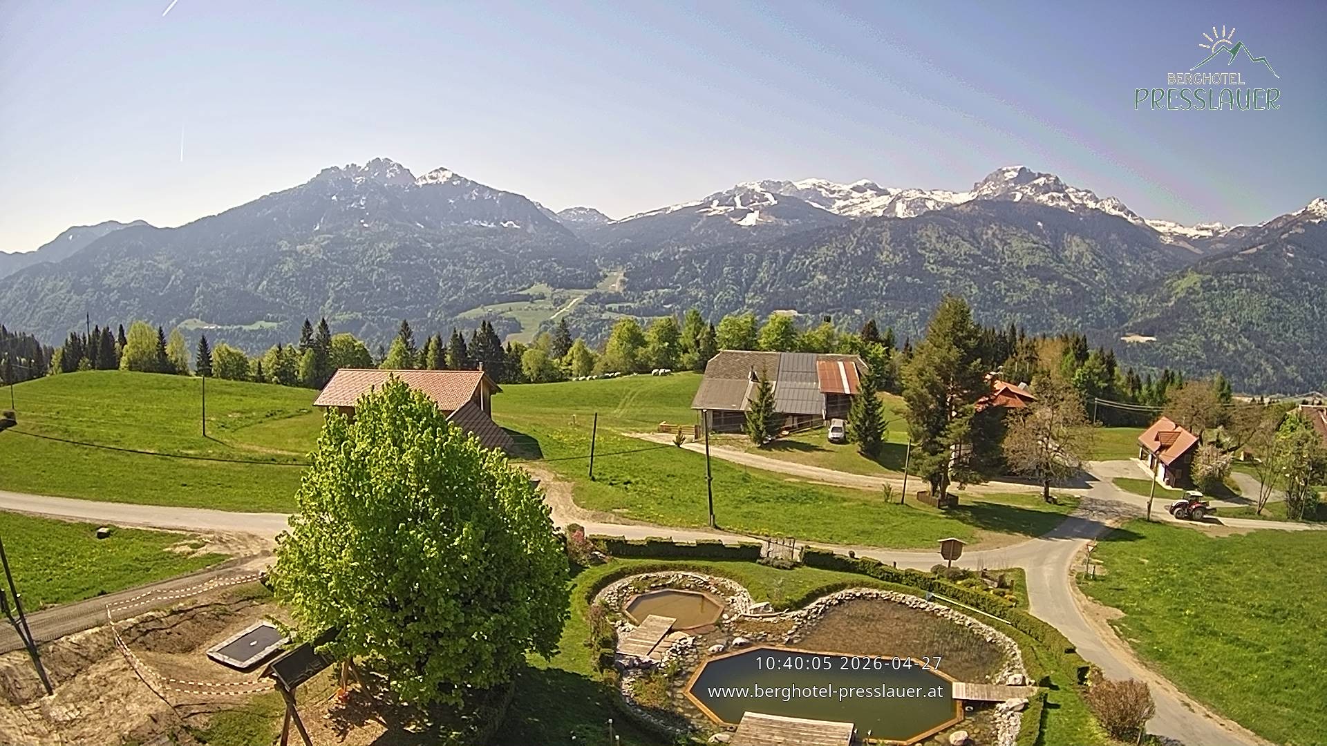 Archiv Foto Webcam Ausblick vom Berghotel Presslauer in Kärnten