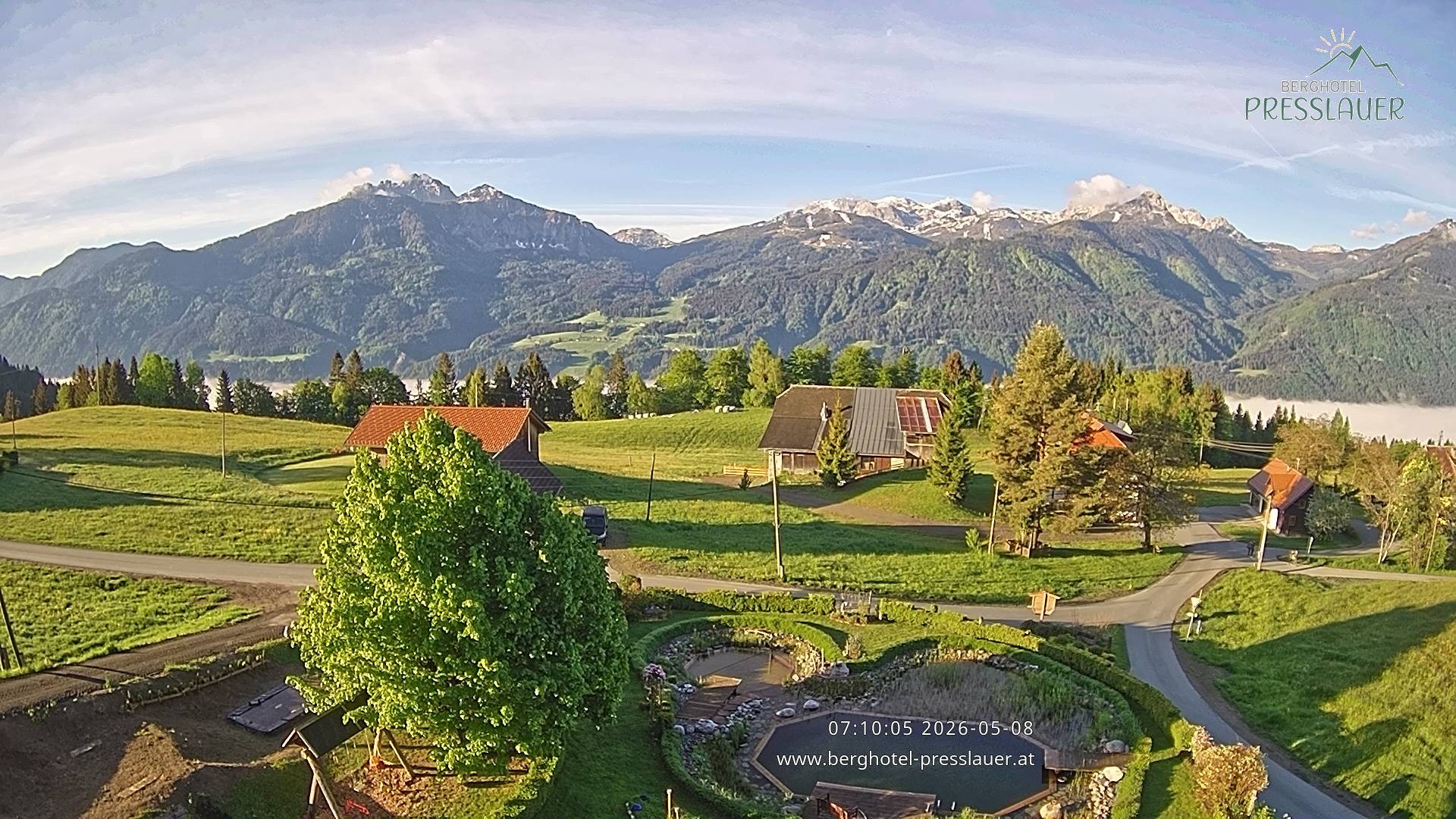 Archiv Foto Webcam Ausblick vom Berghotel Presslauer in Kärnten