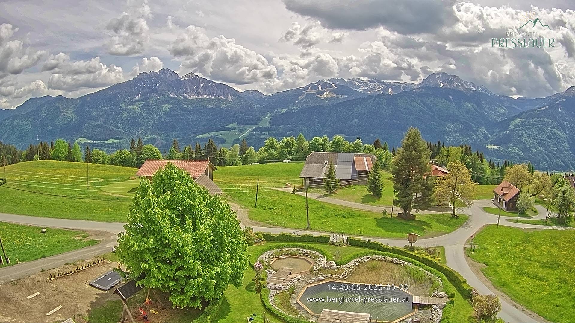 Archiv Foto Webcam Ausblick vom Berghotel Presslauer in Kärnten