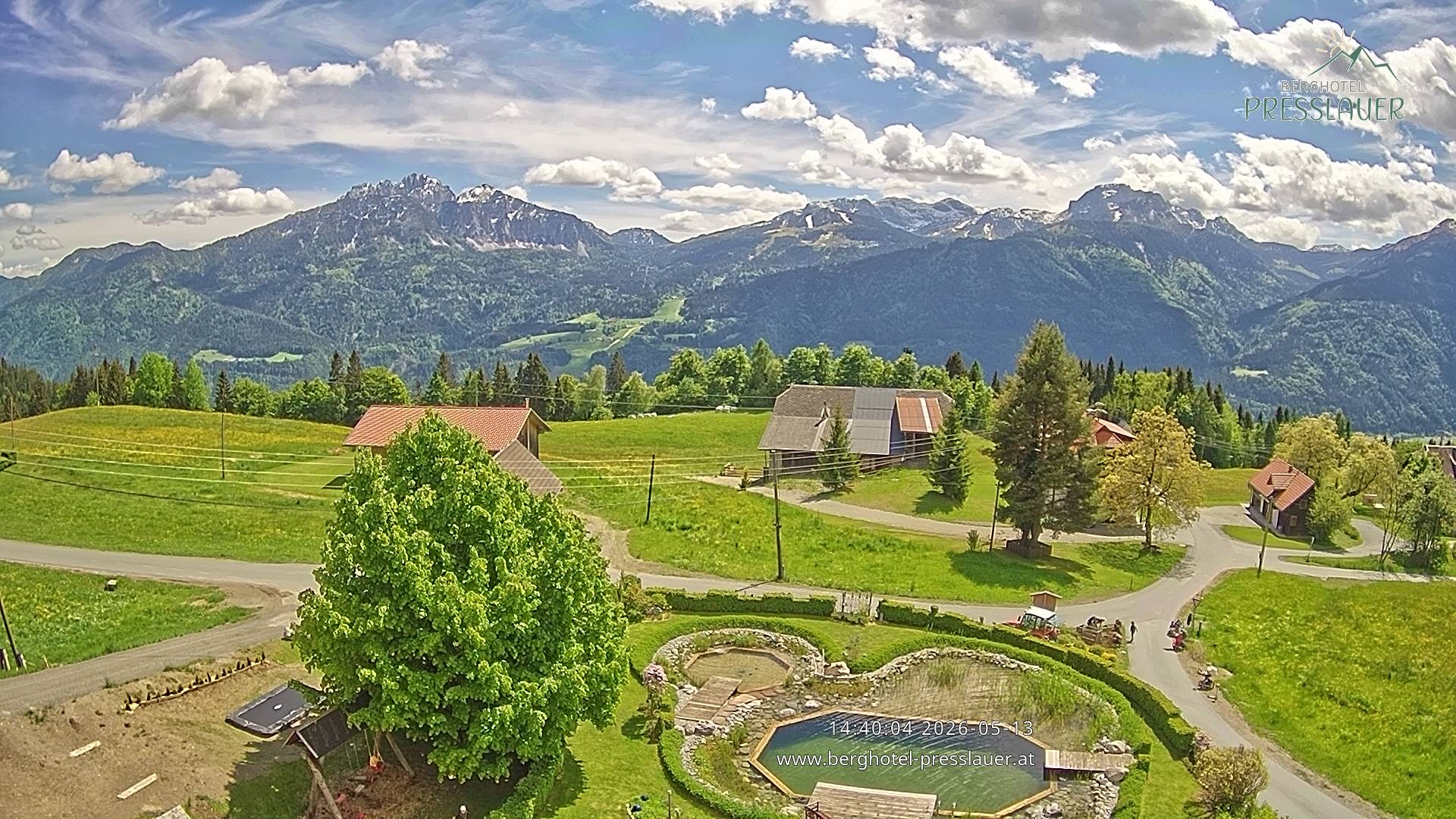 Archiv Foto Webcam Ausblick vom Berghotel Presslauer in Kärnten