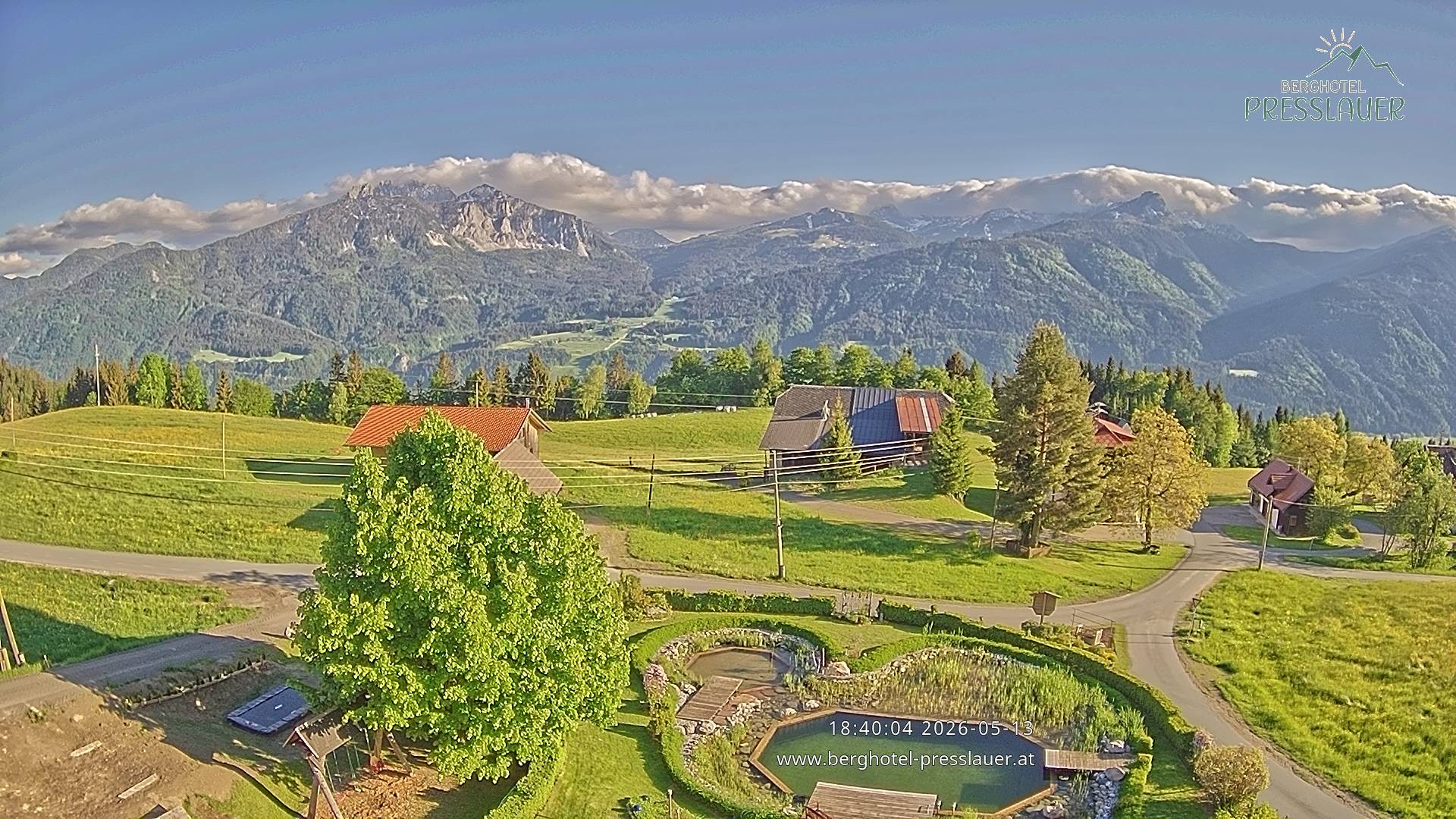 Archiv Foto Webcam Ausblick vom Berghotel Presslauer in Kärnten