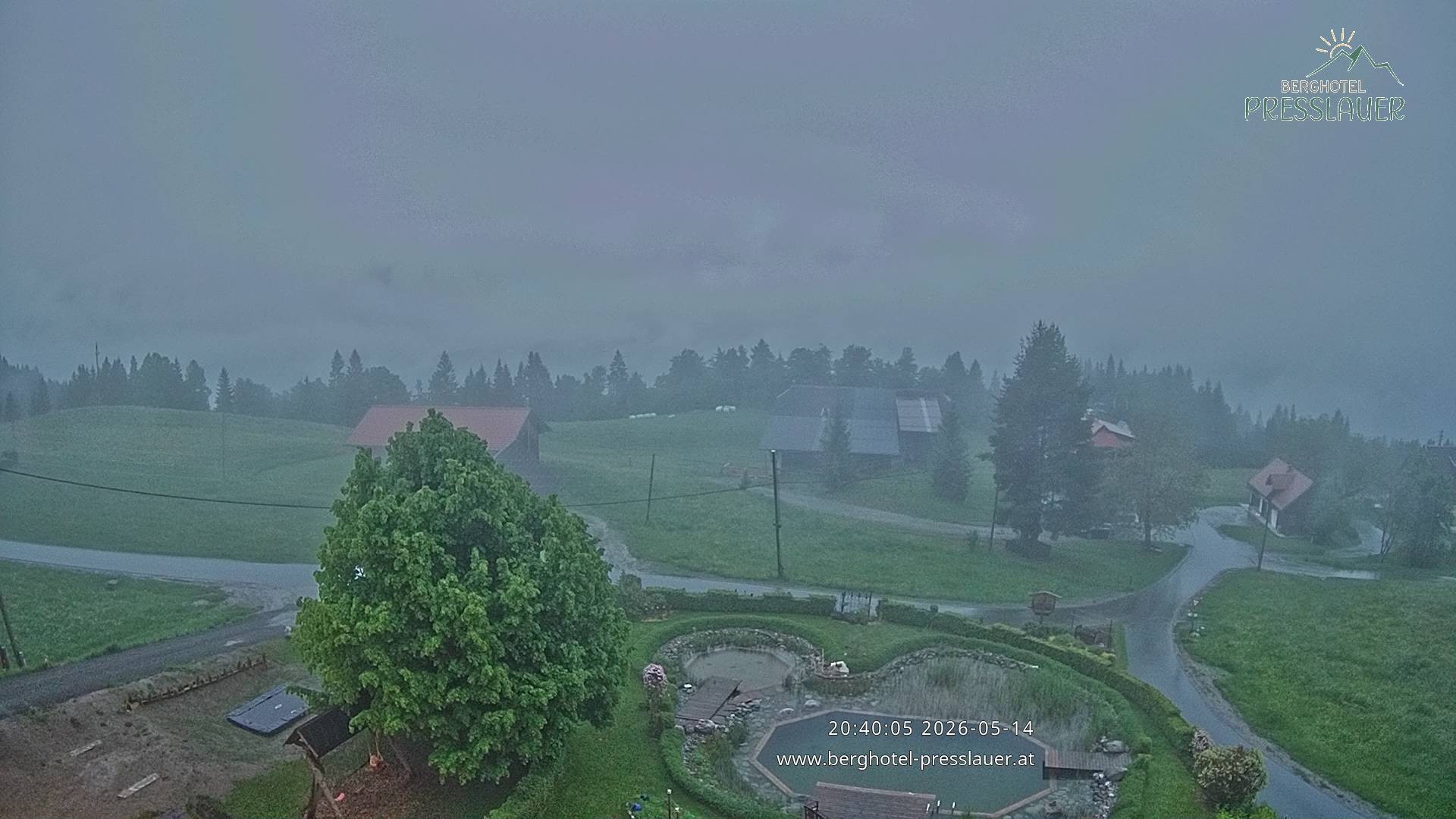 Archived image Webcam View from Mountain Hotel Presslauer