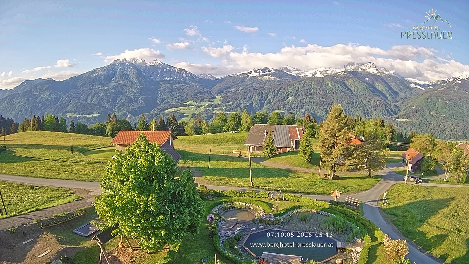 Archiv Foto Webcam Ausblick vom Berghotel Presslauer in Kärnten
