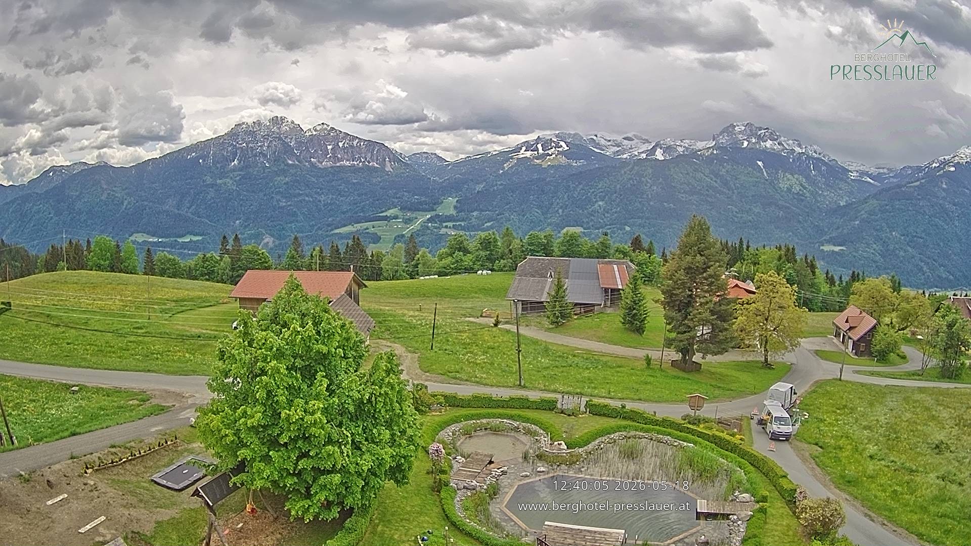 Archiv Foto Webcam Ausblick vom Berghotel Presslauer in Kärnten