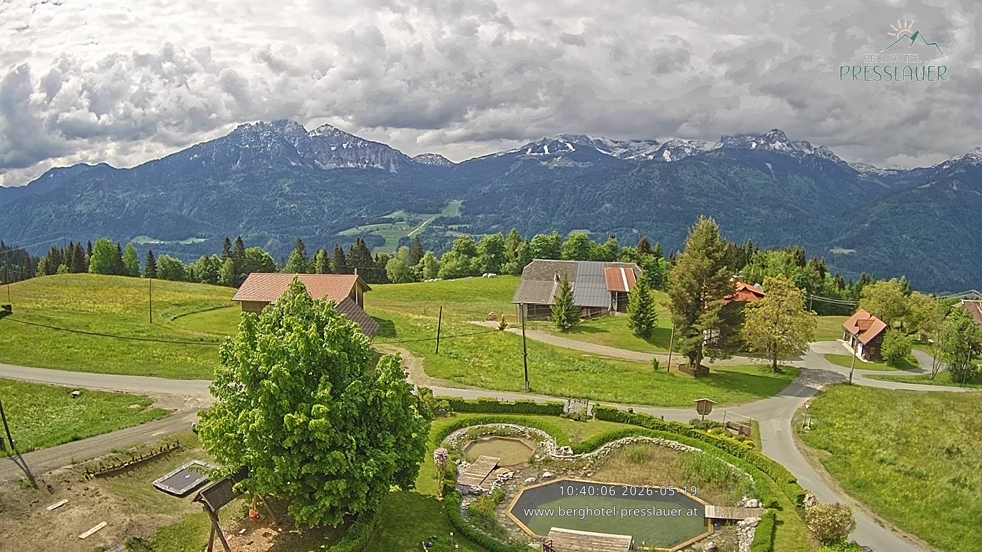 Archiv Foto Webcam Ausblick vom Berghotel Presslauer in Kärnten