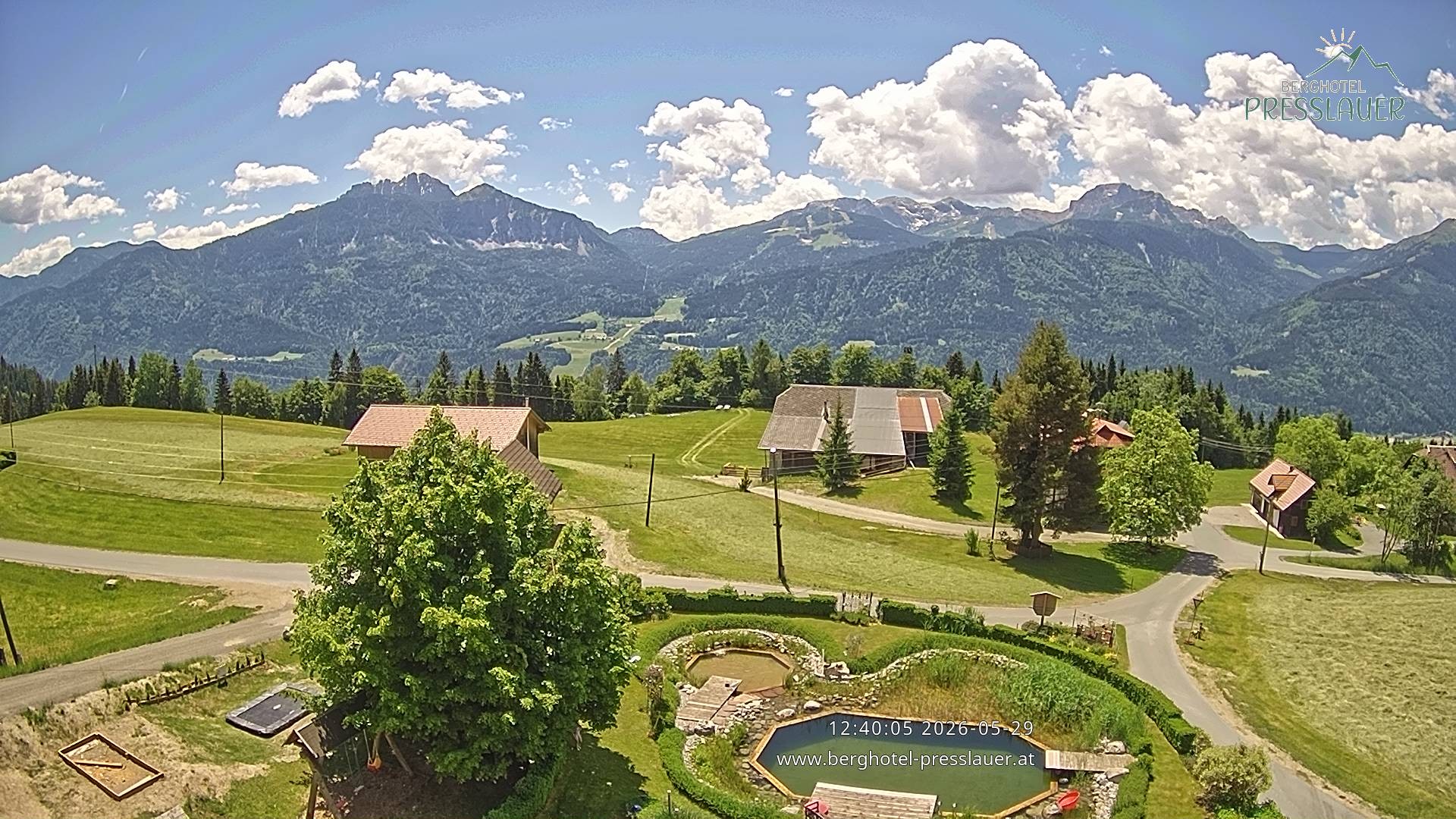 Archiv Foto Webcam Ausblick vom Berghotel Presslauer in Kärnten